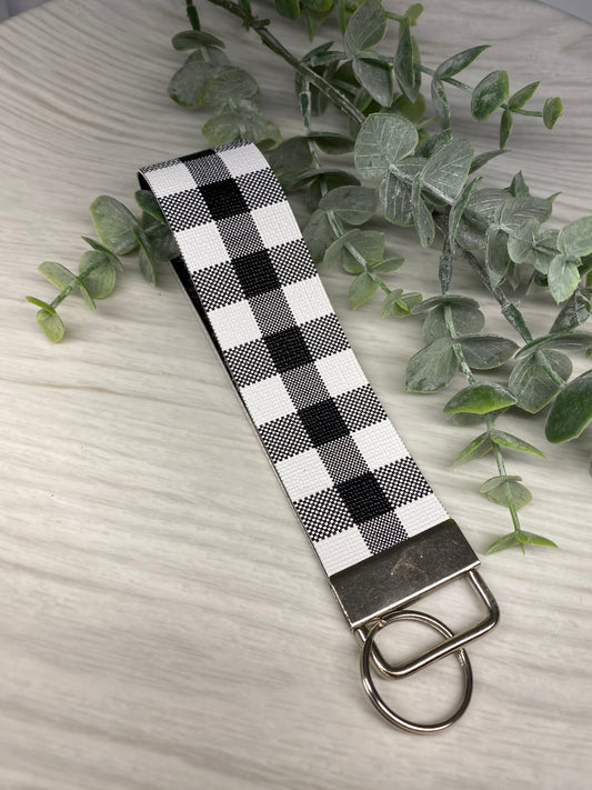 Wide band keychain wristlet